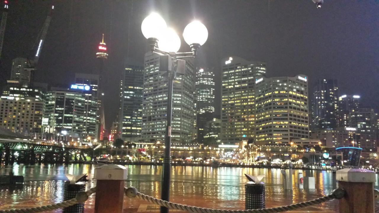 Darling Harbour 2 Bedroom Apartment Сидней Экстерьер фото